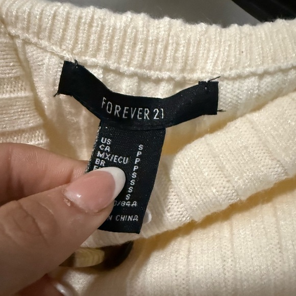 Forever 21 Cream Ribbed Knit Cropped Cardigan - Picture 2 of 2